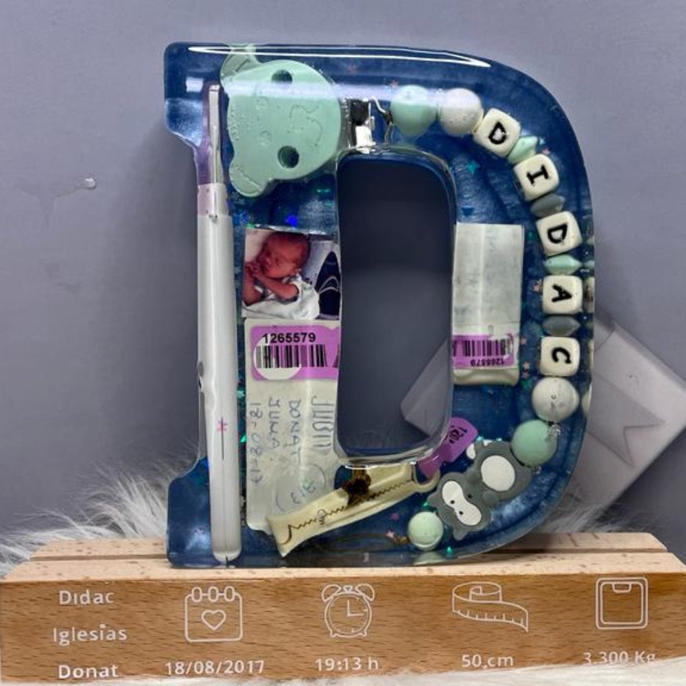 Letras Natalícias personalizadas con recuerdos de nacimiento